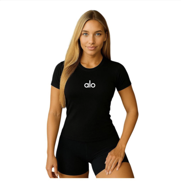 Camiseta DryFit Alo Linha Premium Feminina Baby Look Academia Gym Yoga Caimento Perfeito Entrega Imediata  (diversas cores)
